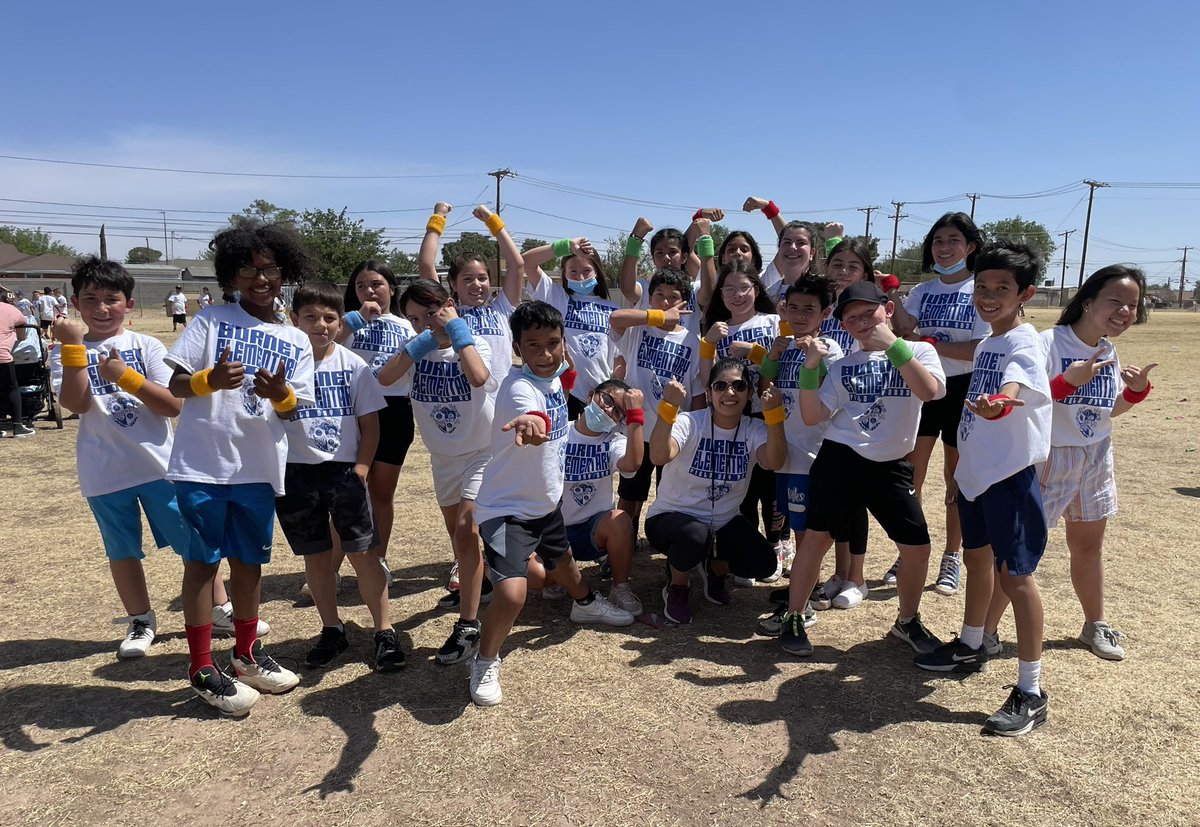 BurnetColts's tweet photo. Field Day!! Our kids and staff had a blast. Complete success. Thank you to all the parents that volunteered and attended. We enjoyed having all of you on campus. #RISEColtsRise #RISE2Heights #FieldDay2022😁. https://t.co/9j881tz8Km