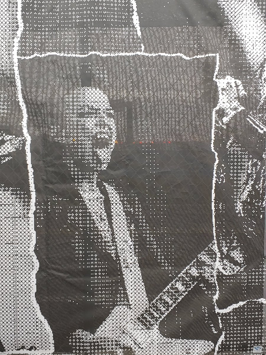 RhandiWK's tweet photo. I recognize @LZZYHALE anywhere 🤘🤘even not playing Rockville https://t.co/ho3VMRqDZW