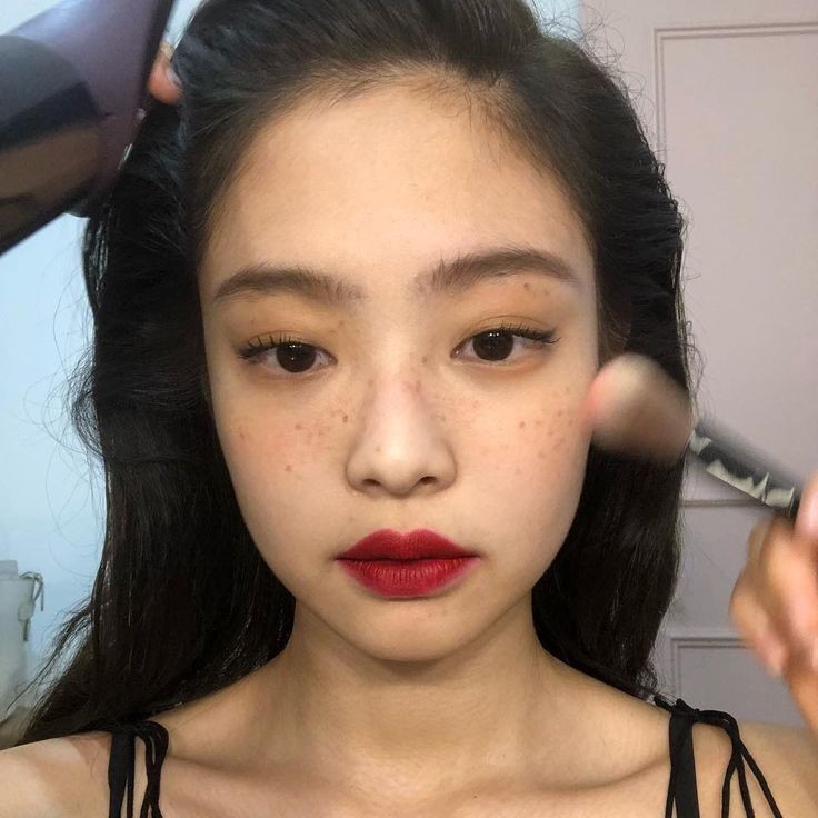 G0THRUBY's tweet photo. remember when jennie kim https://t.co/tfj4QsMp6S