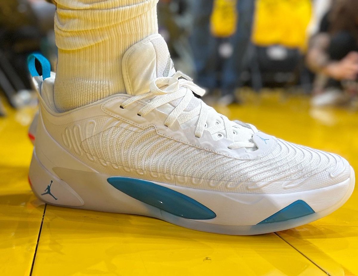 ESPNNBA's tweet photo. Luka debuts a new Jordan LUKA 1 ahead of Game 2 ❄️

(via @NBAKicks) https://t.co/0KagnjSzGO