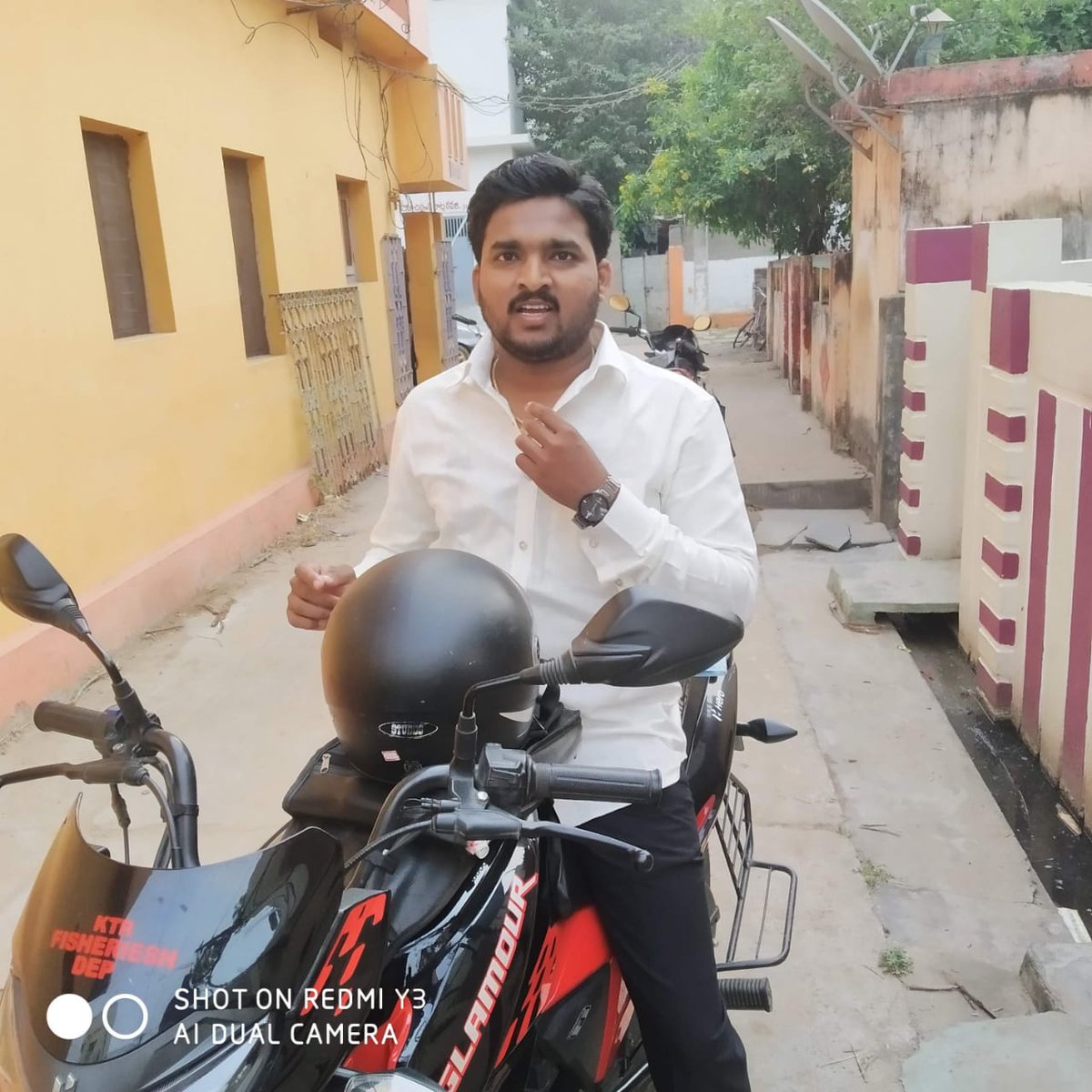 KTR62136647's tweet photo. This is the @Salar movie pic this movie is going to my awaited film in Indian film industry. https://t.co/efU4JeAMy2