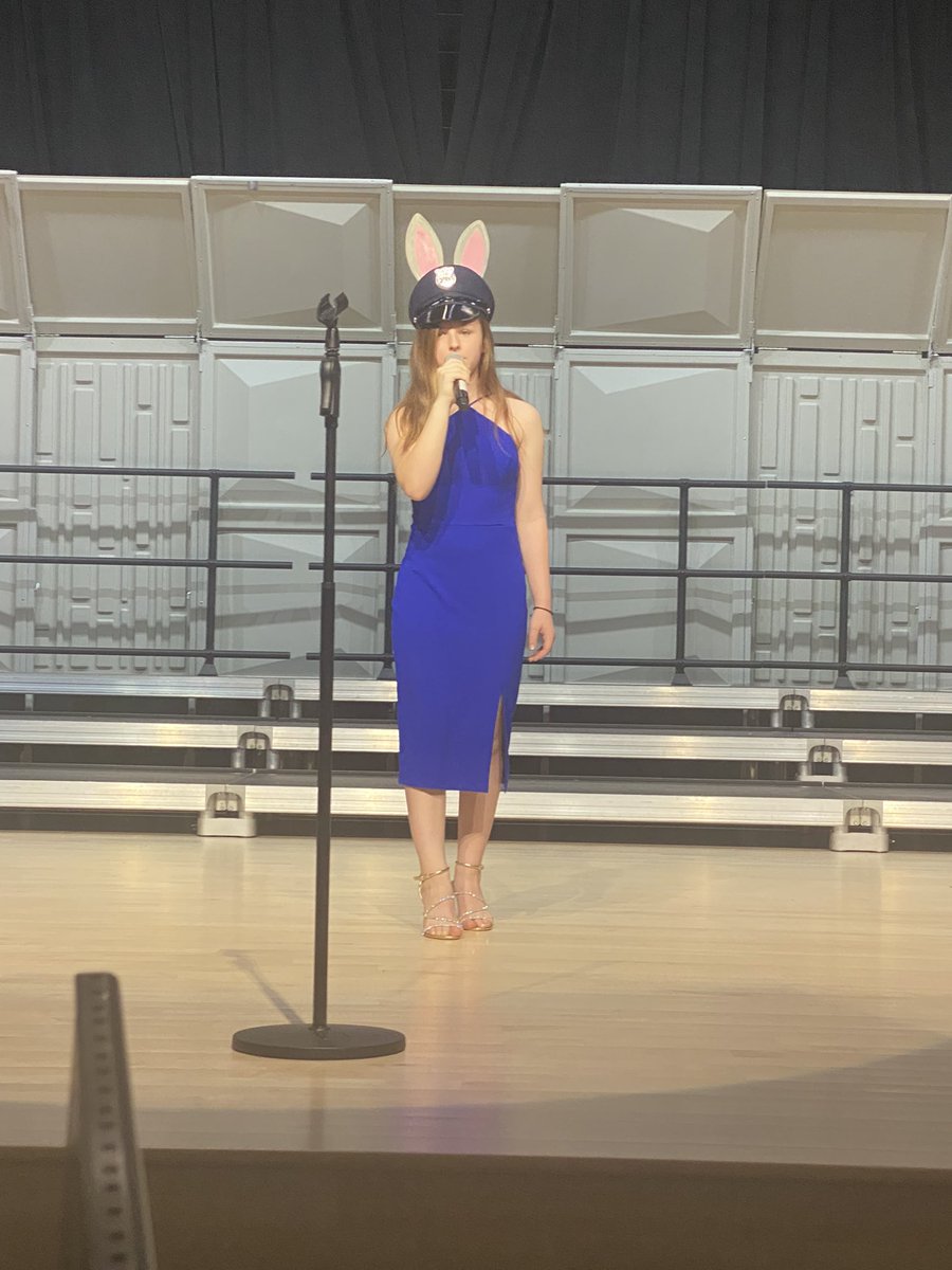 Amanda Carlton tweet media