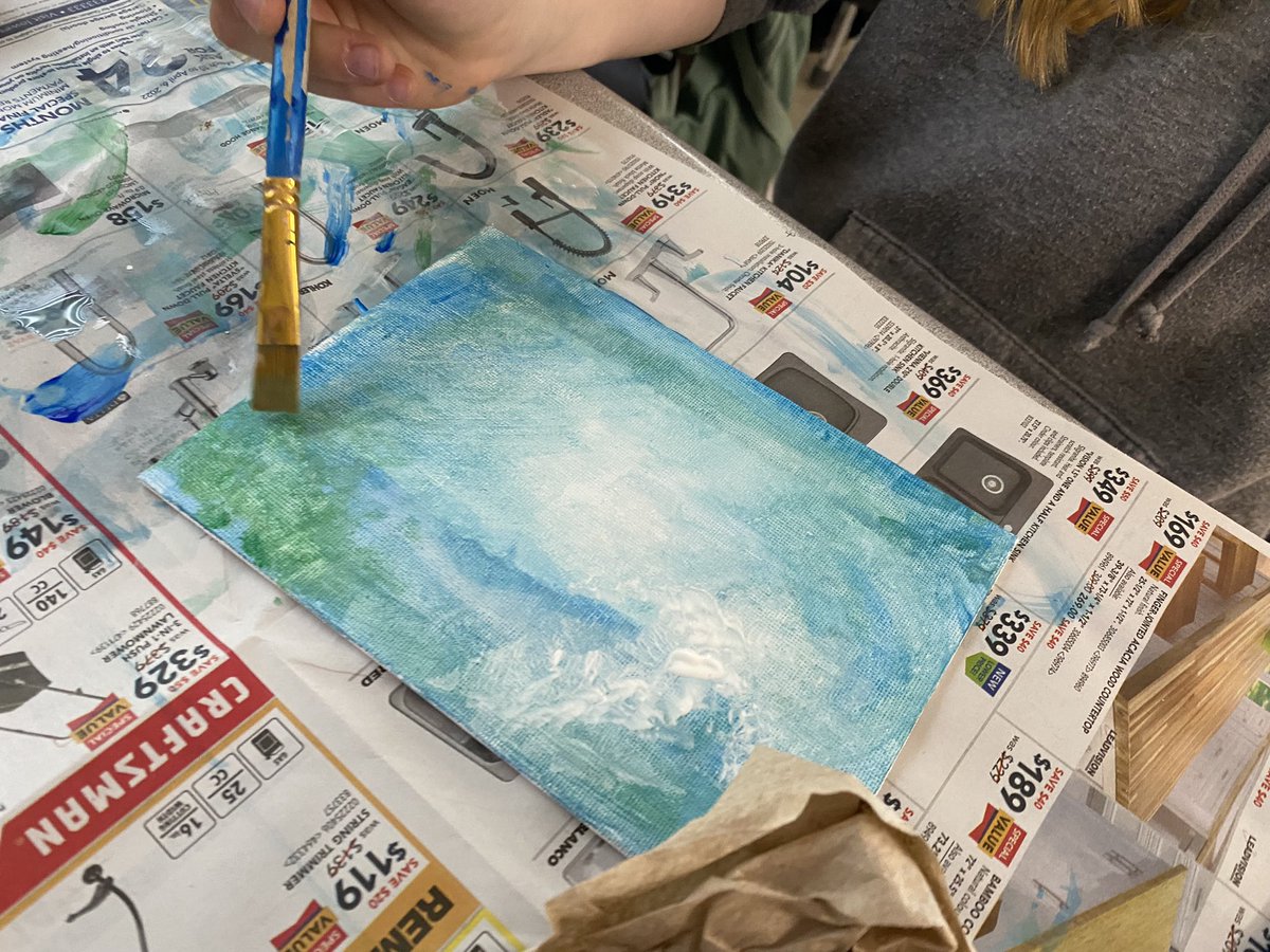 lindaparnsalu's tweet photo. Busy days building carnival games to test theoretical and experimental probability & channeling Monet Impressionism. #justanotherdayingrade6 #learningrisks #STEAM @WinchesterDDSB https://t.co/WfK0v6Gcu3