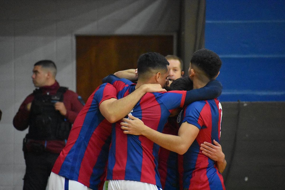 ⏱ ¡Final del partido en el CeNARD!
 
⚽ #SanLorenzo le ganó 6-1 a 17 de Agosto, por la décima fecha del Torneo de AFA. 

Los goles del conjunto azulgrana los marcaron Pescio x3, Menzeguez, Rodríguez y López. 

#VamosCiclón 🔵💪🔴