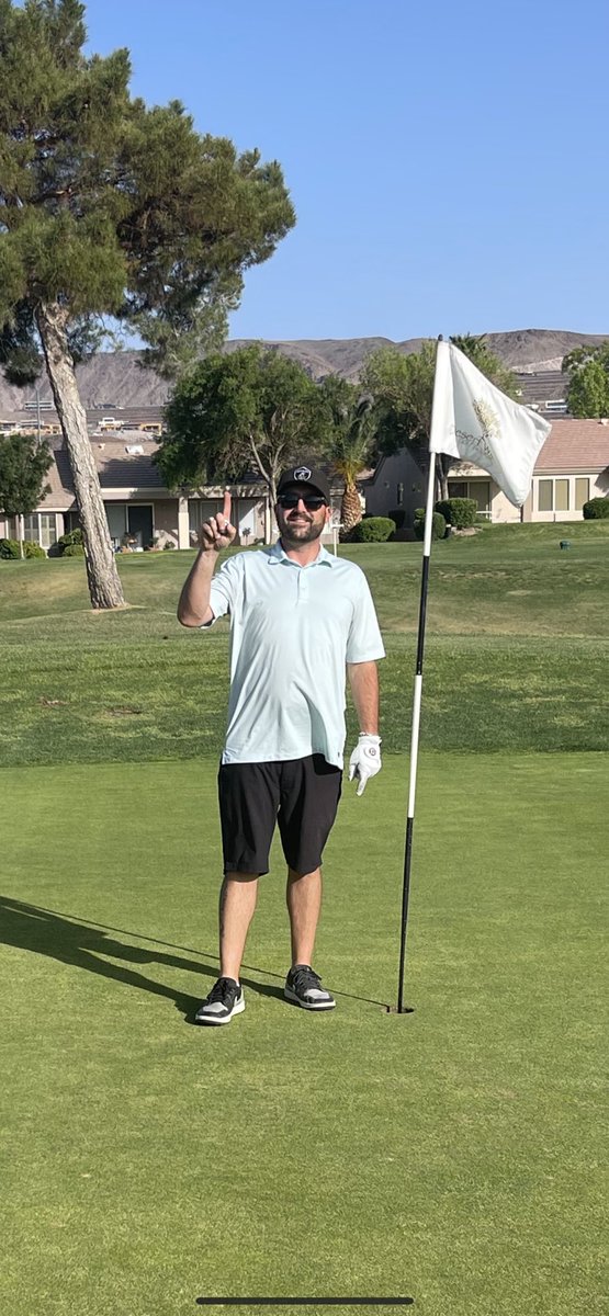How about that for a parting gift?!? First ever hole in one <a href="/DesertWillowGC/">Desert Willow Golf Course</a>