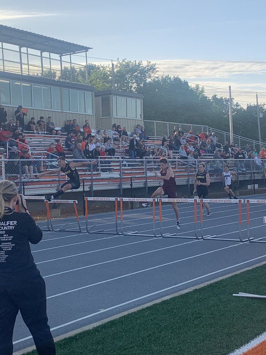 CruSportsNet's tweet photo. Back-to-Back 300m hurdles win for Buhler as Fredrick takes first and qualifies for State https://t.co/FXGeUjk7D5