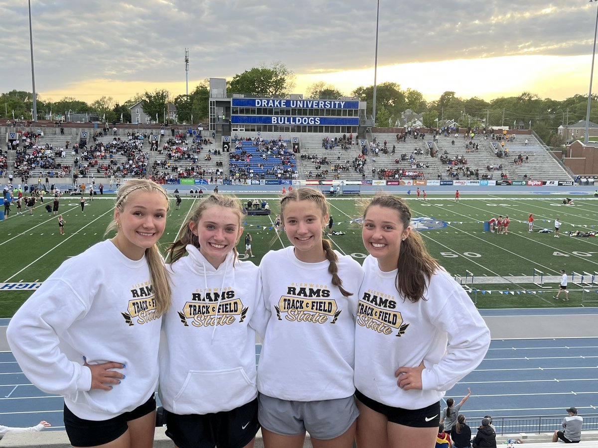 Jenna, Alli, Danika, and Abby drop .62 of season best time and qualify for tomorrow’s final!!