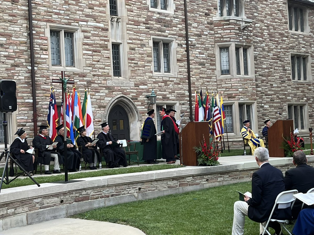 ConcordiaSem's tweet photo. The conferring of degrees #CSLGrad #ThyWordIsALamp https://t.co/oXnFmchTIN