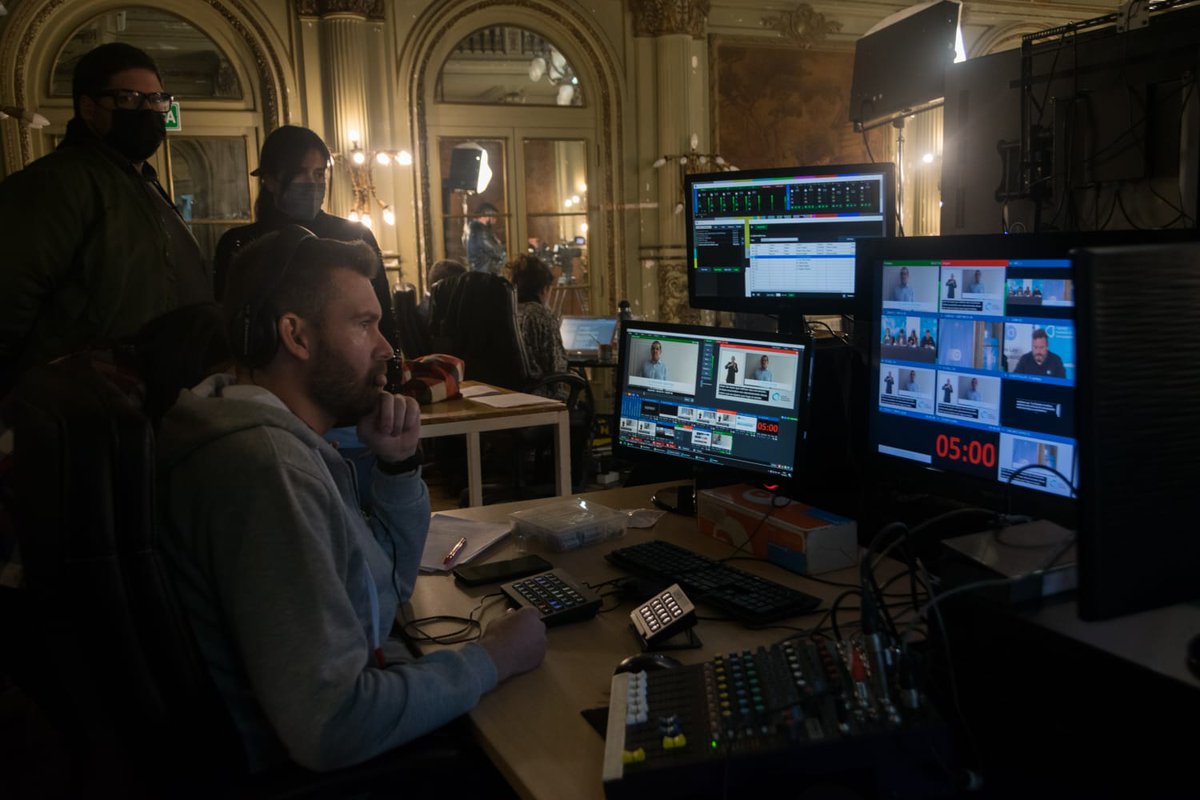 🤝 | Se realizó la Audiencia Pública Federal de modalidad virtual para la elaboración de la #NuevaLeyDeDiscapacidad.

Durante dos jornadas participaron 50 expositores y expositoras que hicieron aportes sobre educación, trabajo, salud y protección social, entre otros ejes.

#ANDIS