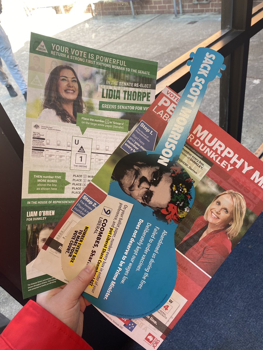 danielle_binks's tweet photo. The ~vibes~ at my local voting place were very much a lot of people holding this exact combination of colours. And in particular these amazing @VicUnions ukulele #SackScoMo pamphlets 👏👍 #AusPol  #AusVotes https://t.co/SVXudxBcLq