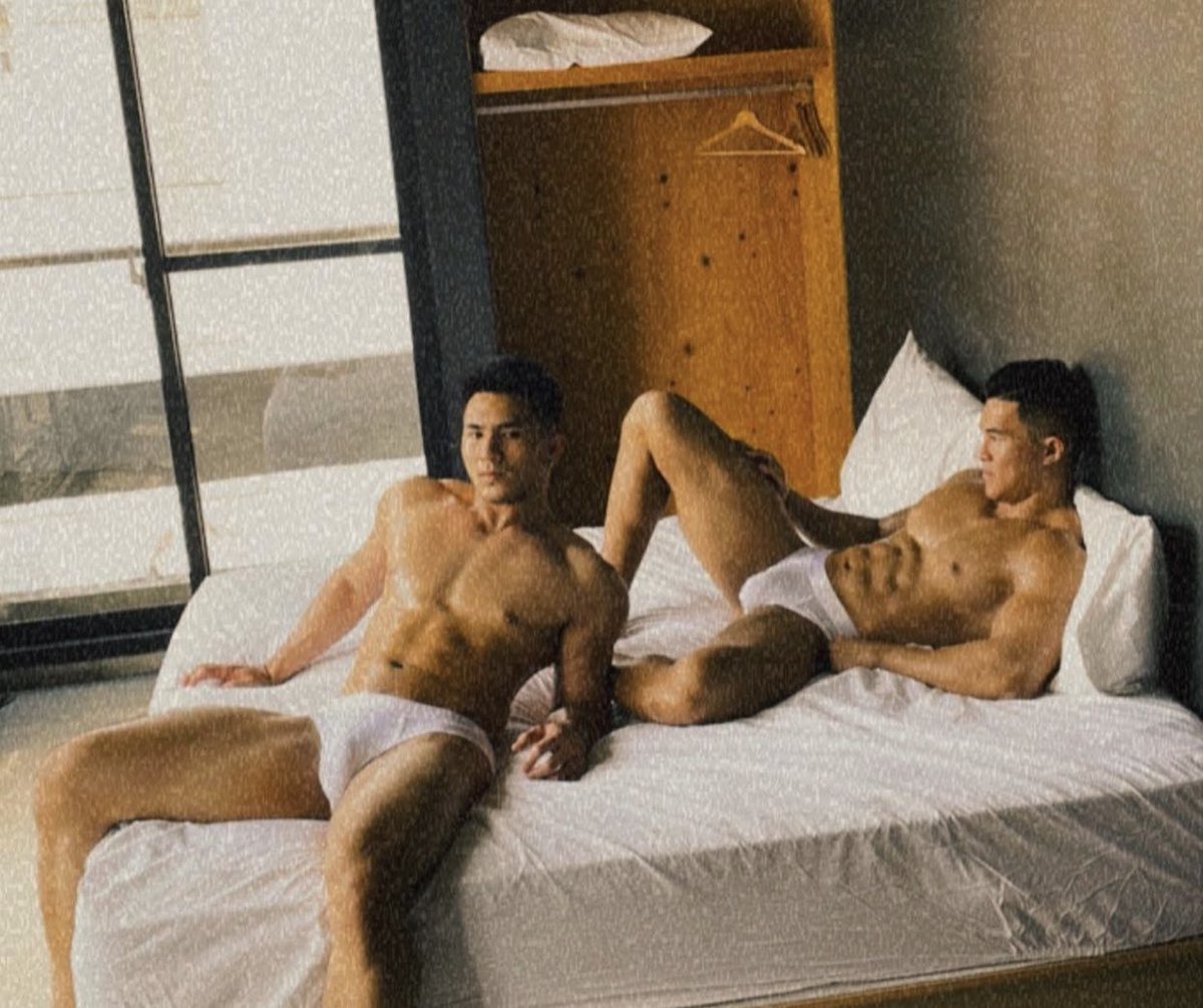 Forestwoodwood's tweet photo. ｛ Love is power ｝摄影IG：f_kai｜Models‘ IG：taiwanjeff666 和 jeff_320526 ｜ https://t.co/KglYaS3byG