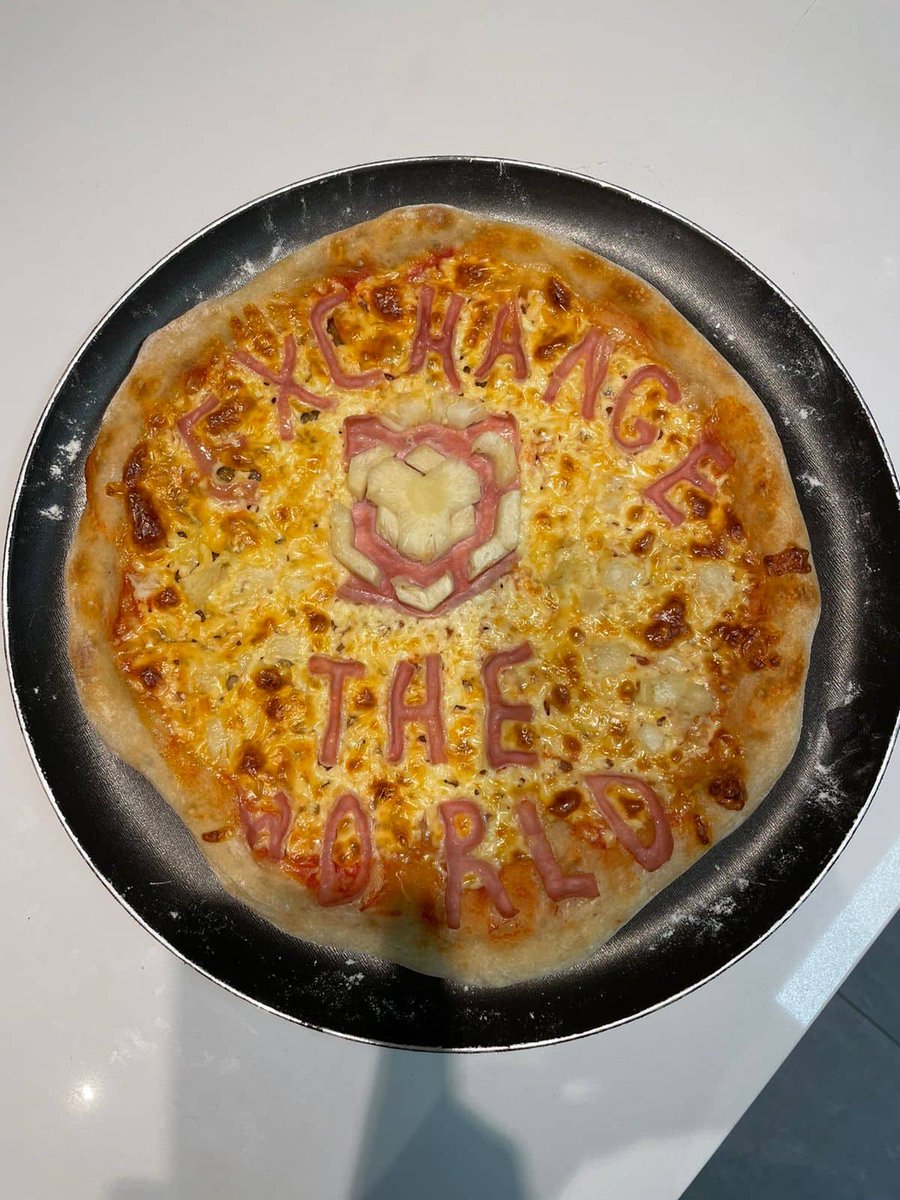 RaphaelFradera's tweet photo. #BinancePizza 
#Binance https://t.co/rO4IwffeoF