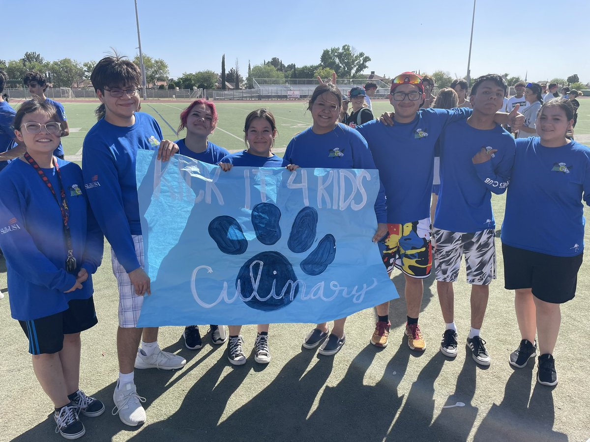 MHSCulinary_MHS's tweet photo. @CulinaryRams had a good time playing kickball for a good cause! Proceeds from today’s event are being donated to a local charity! Great job to all that supported this worthy cause! @MontwoodHS  @_MHSSTUCO https://t.co/lOJA2bO3YA