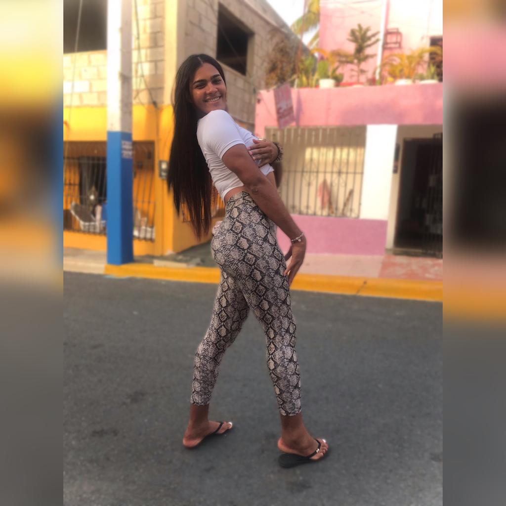 Aleisha__sg's tweet photo. @Aleisha__sg Sígueme Y Te Regalo Un Video Llamada 😉🔥 https://t.co/n4Z3Ntr5IJ