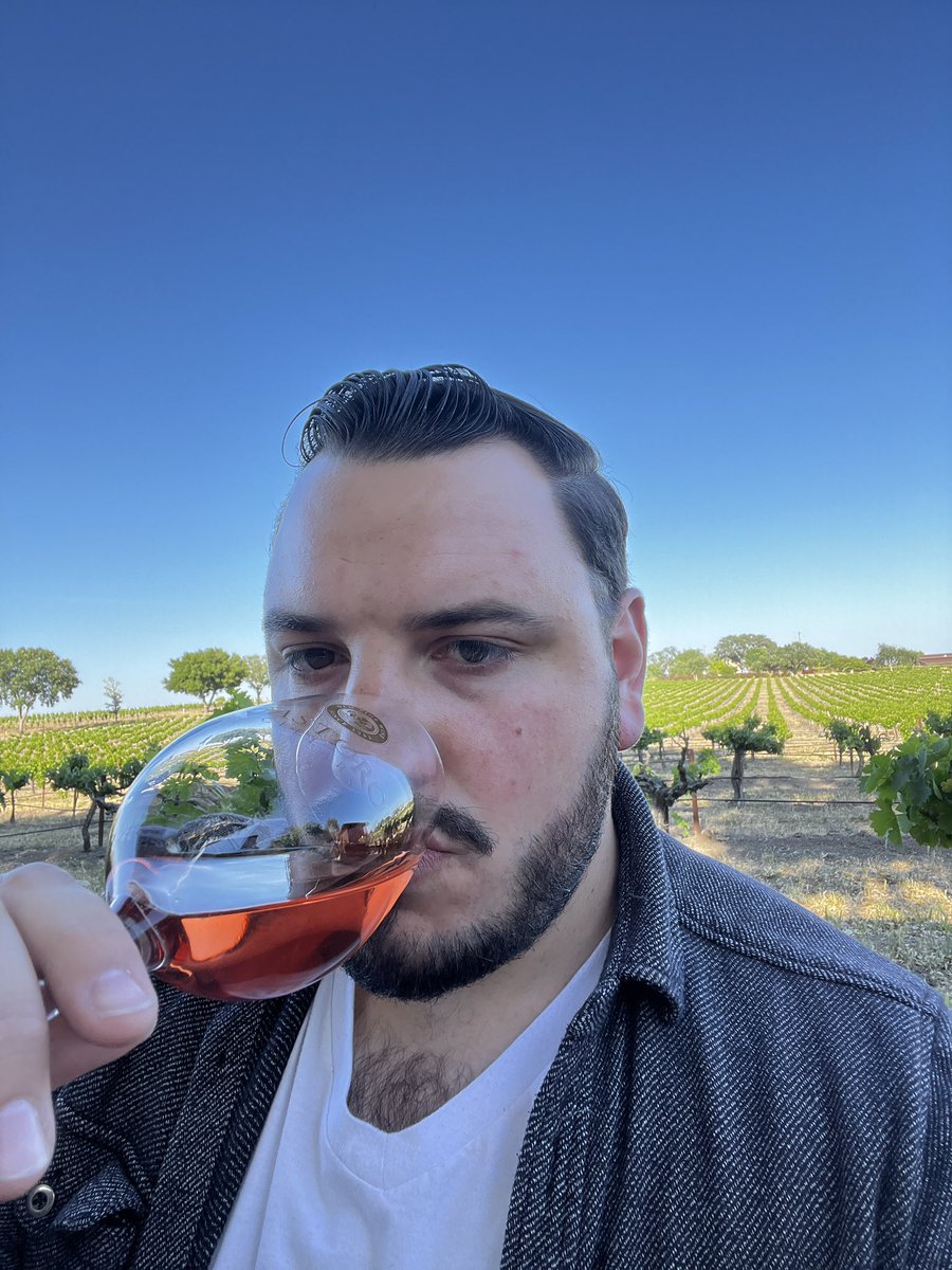 CoryGraves's tweet photo. The Haters Wish They Could Be Me #InstaBlessed https://t.co/ZkVnUiF5Dt