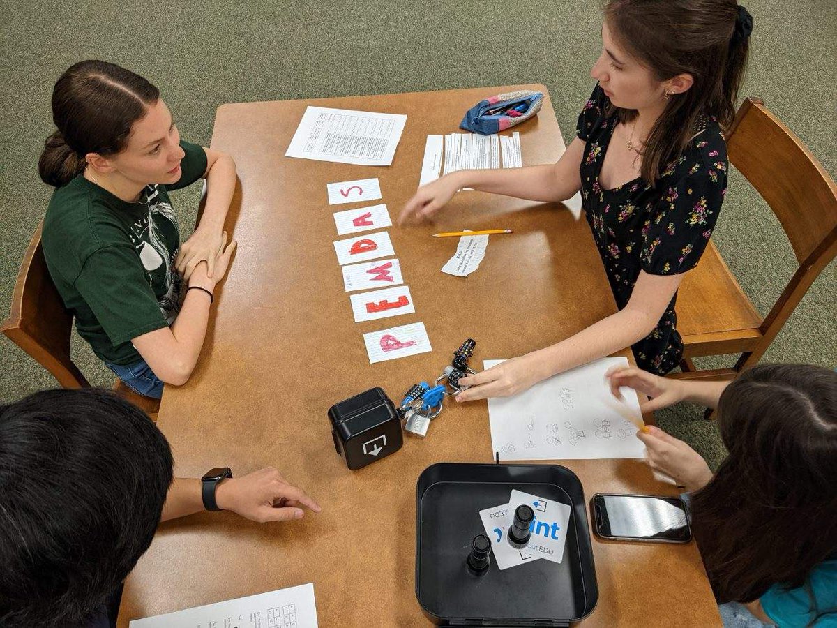 Gbhwildcats's tweet image. The @gbcatslibrary hosted the #APpsych class in the school's first #studentdesigned breakout. Talk about some  #collaboration, #creativity, and #criticalthinking! @breakoutEDU @cpschoolsva