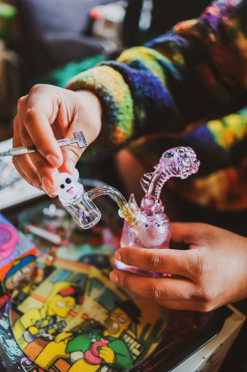 LOSLEGHOST's tweet photo. Sheeeeeeeeeeeesssssh bro s/o to YOU @treesintheville YOU KILLED it on this shoot 👻🔥😮💨 #GhostInhale ,. I’ll post more soon, thank you G forreallll 🔥👻 https://t.co/9ZpAWyQhN7