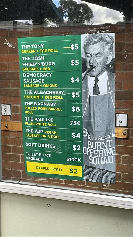 Absolute SCENES at Camdenville Public School. Look at this! THE PAULINE: a plain white roll. I can’t 😂😂
Shoutout to <a href="/nataliejpeters/">Natalie Peters</a> for this gem