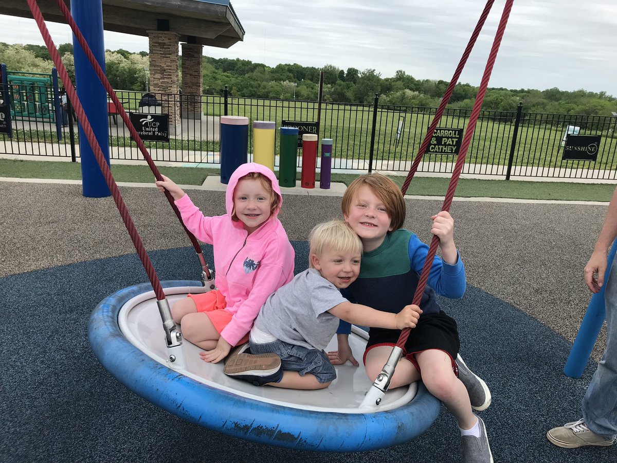 K-2 Virtual Academy students had their end of year get together today!  We had so much fun playing and eating popsicles!  What a great afternoon! 💕