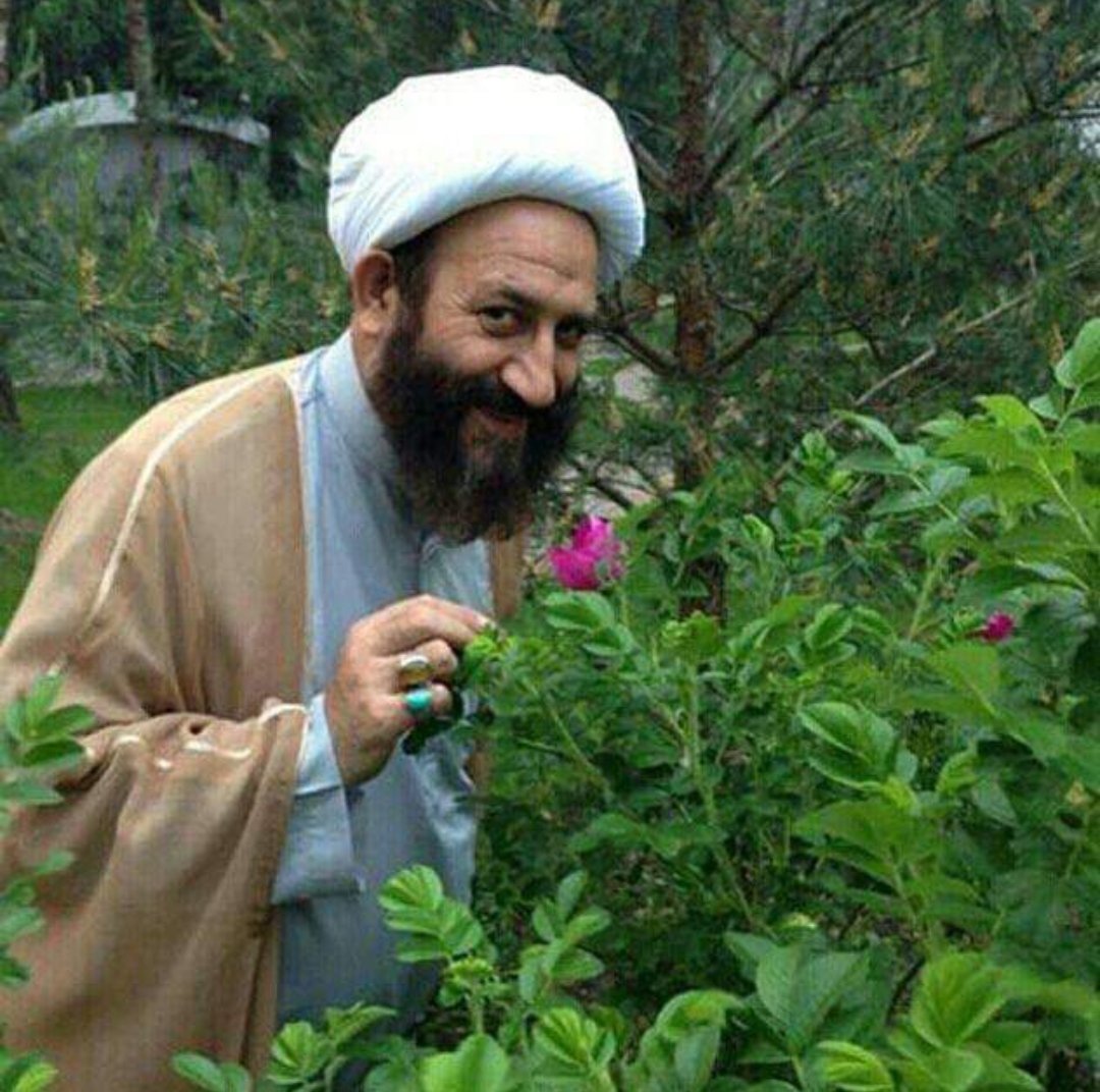HoseiniAbedin's tweet photo. @shayanmoradi ال ۹۰ زیباست
مثل خودت https://t.co/Buun2rca6H