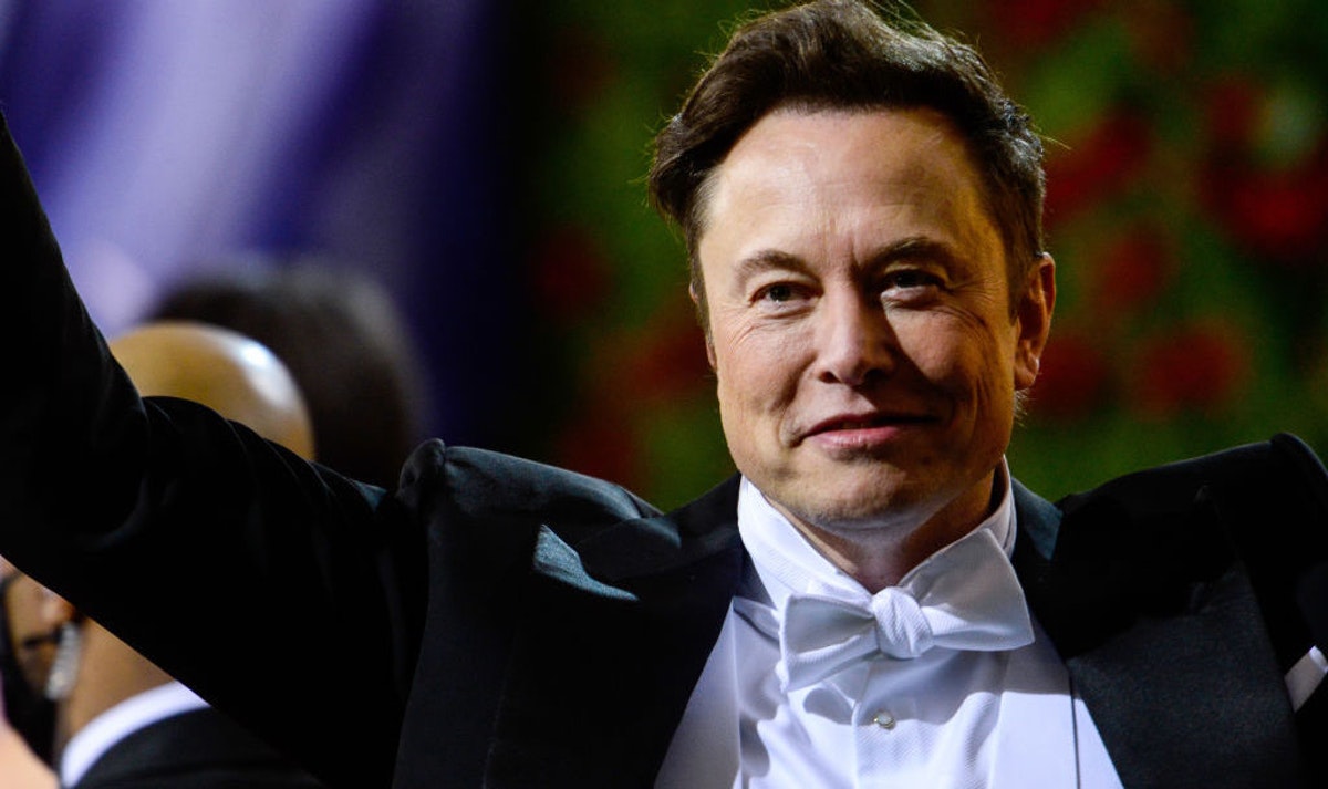 realDailyWire's tweet photo. Elon Musk Hammers Hillary Clinton Over ‘Russia Hoax’: ‘Pissed’ My Donation Used For ‘Lying’ https://t.co/Xtd32rqiiT https://t.co/nz7jiw0NQU
