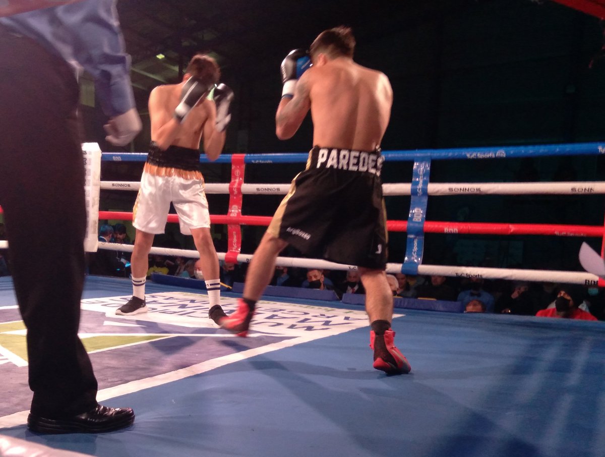 quemerodelsurok's tweet photo. 🥊 #Boxeo #Huracán 
📍Poli Diego A Maradona (Pablo Nogues) 
🎊VICTORIA DE ELIAS
😎 Triunfo de Elias Paredes (7(3KO)-2 @BoxeoHuracan por KOT2 ante Fernando Torres .
⚖ ligero
😎 #VamosElias🎈 https://t.co/OPhXd3Pt9P
