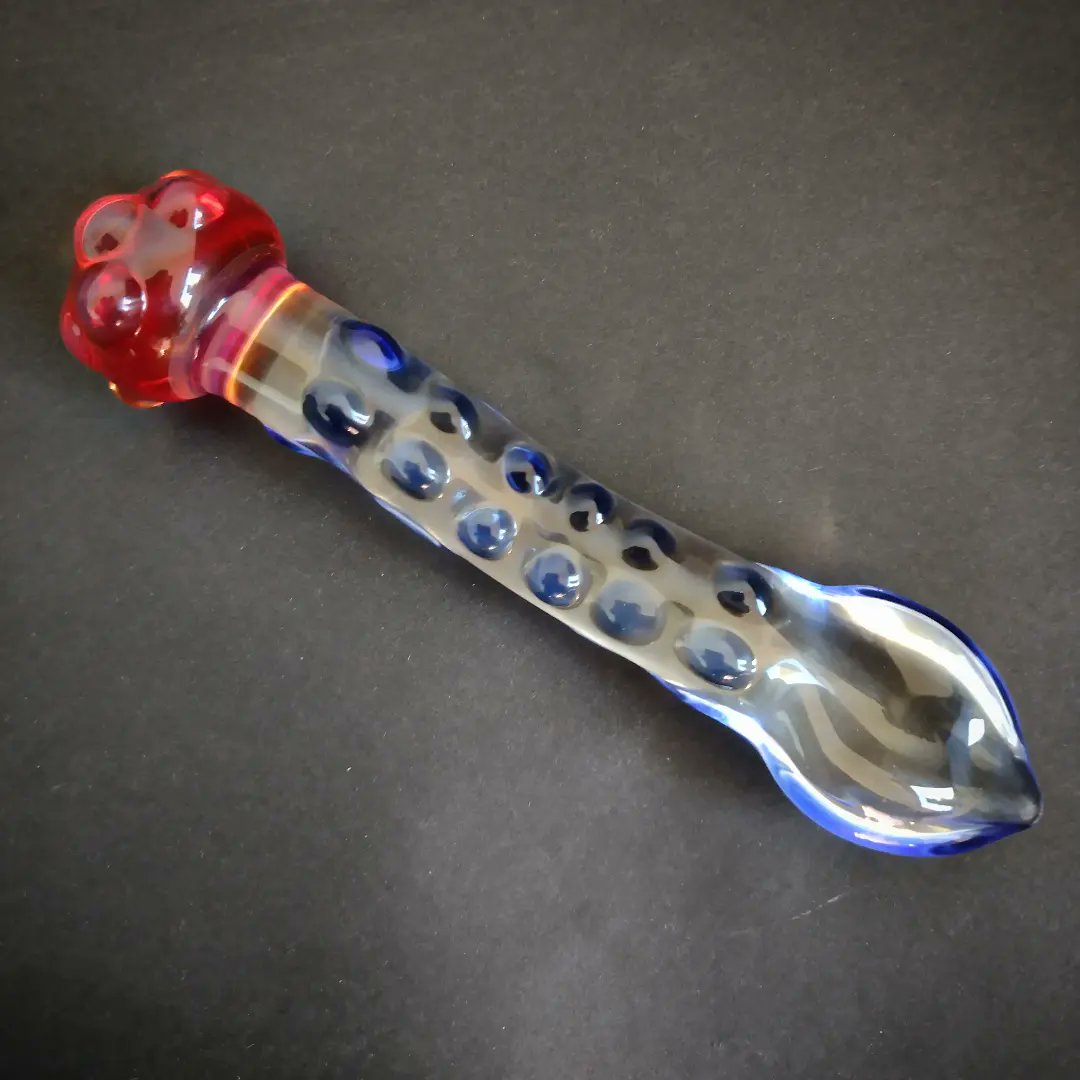 GlassTaboo's tweet photo. Another tentacle dildo 🐙 I'm working on making a few of these in different colour schemes for a drop on my Etsy shop.
What colours would you like to see?

#adult #selfpleasure #sexpositive #pleasureproducts #dildo #dildos #fantasydildo #sextoys #tentacle #fantasytoy https://t.co/ehiz0QHbpZ