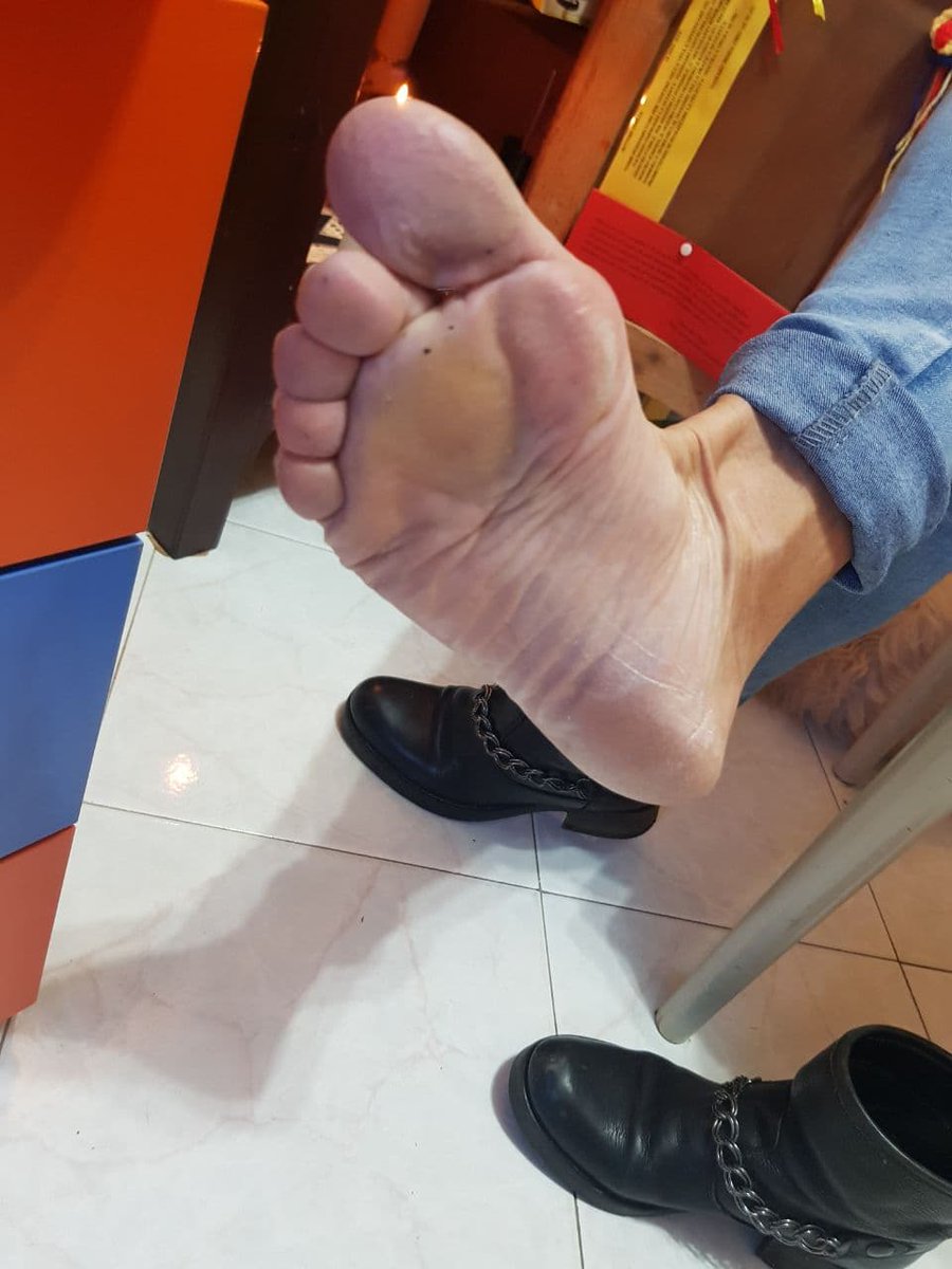 zeus1969 tweet media