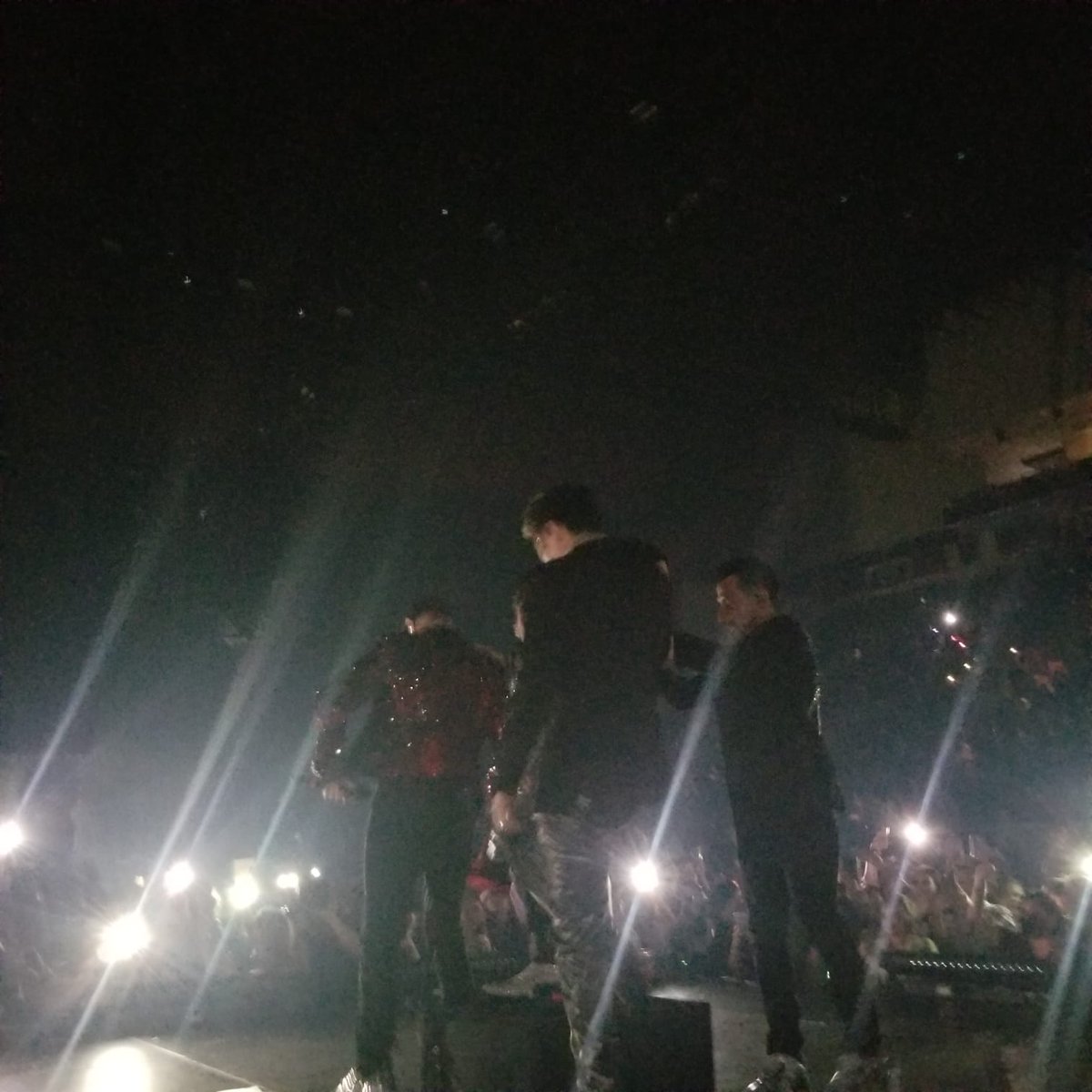 jensta26's tweet photo. @NKOTB Edinburg, #NKOTBMixtapeTour. https://t.co/UUTGUB6xF7
