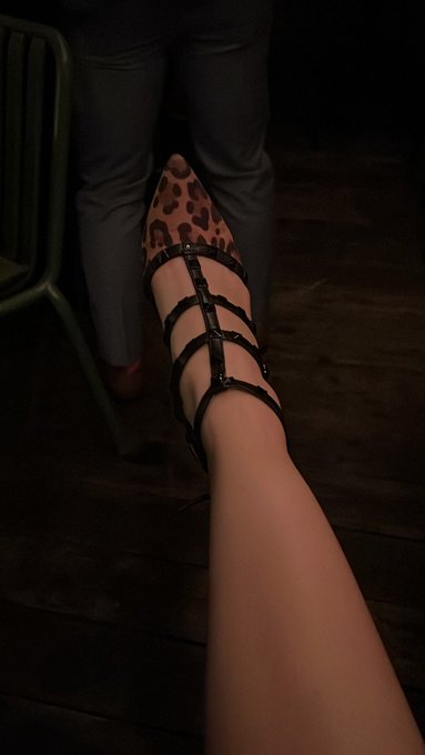 Sorry foot fetish men https://t.co/citvzaHJHU