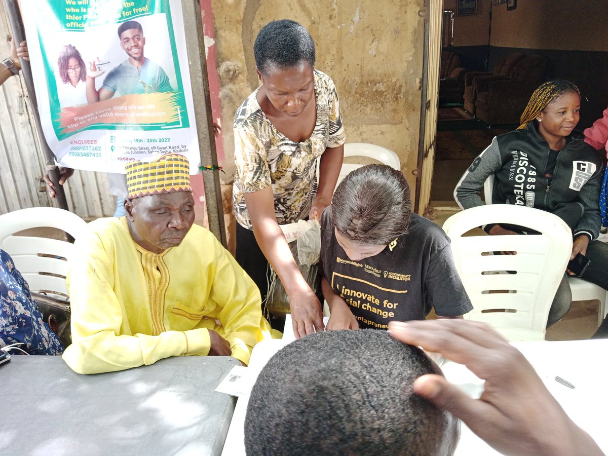 GraceGbeauty75's tweet photo. The PVC Registration event was a massive success as women and youths turn out to register their PVC
#PVCRegistration
#AccountabilityLabNigeria https://t.co/q2JAod1bYZ