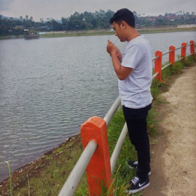 Reza_siDOMOY's tweet photo. #NewProfilePic https://t.co/QzrhjSFAVo