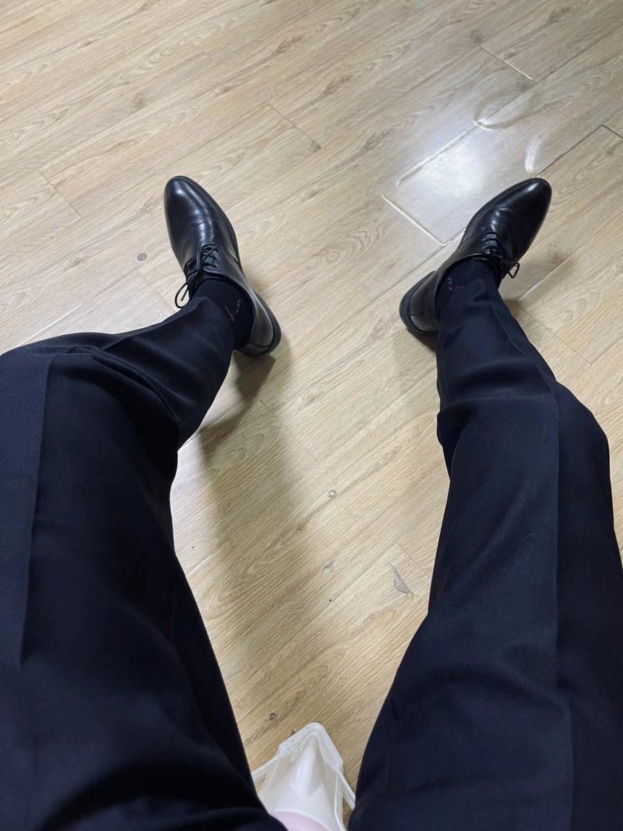 wuqingyewuning's tweet photo. 是该恢复锻炼了 https://t.co/RIEitsM4pR