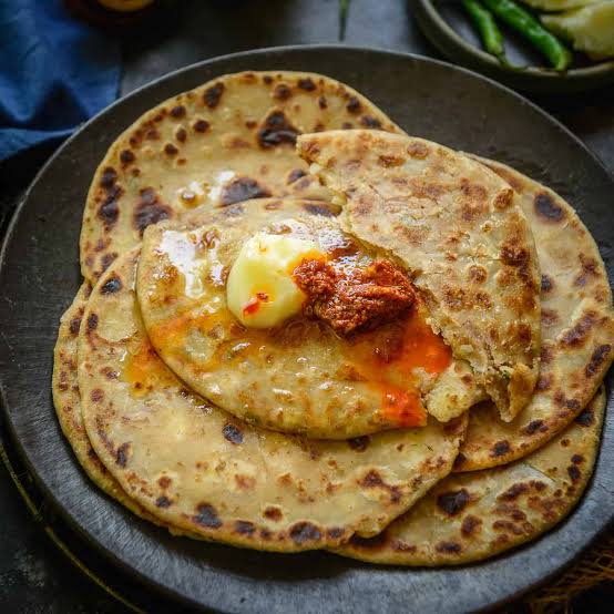 urmifoodcorner's tweet photo. Morning breakfast
Ymm yumm yummy 😋
#Aalooparatha #paneerparatha #mixparatha https://t.co/DIk1RmZ5kc