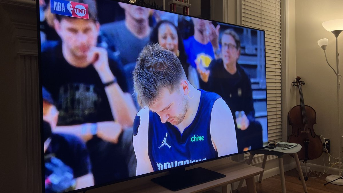 AltayDikec's tweet photo. And then I tried the @Sling app on my Samsung TV. Guess what happened! It freezes every 10 seconds 🤦‍♂️ oh good God! @ https://t.co/QdY18H4wvB