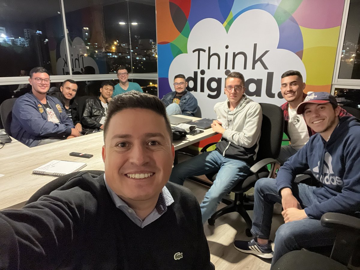 softlond's tweet photo. Semillero de éxitos #softlond #manizales #software #development https://t.co/h5HYC8rKcy