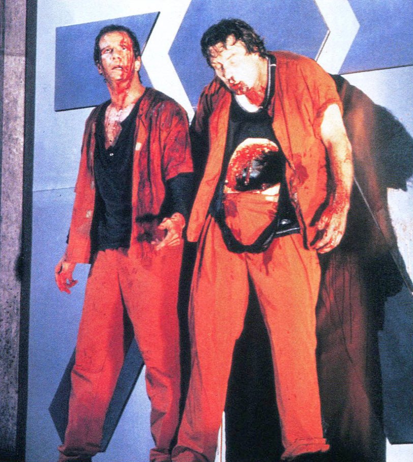 EugWSerra's tweet photo. On September 3, 1993, Fortress was released in the U.S.! #Fortress #StuartGordon #ChristopherLambert #KurtwoodSmith #LorynLocklin #JeffreyCombs #TomTowles #VernonWells #LincolnKilpatrick #CarolynPurdyGordon https://t.co/LGcs8yUQb8
