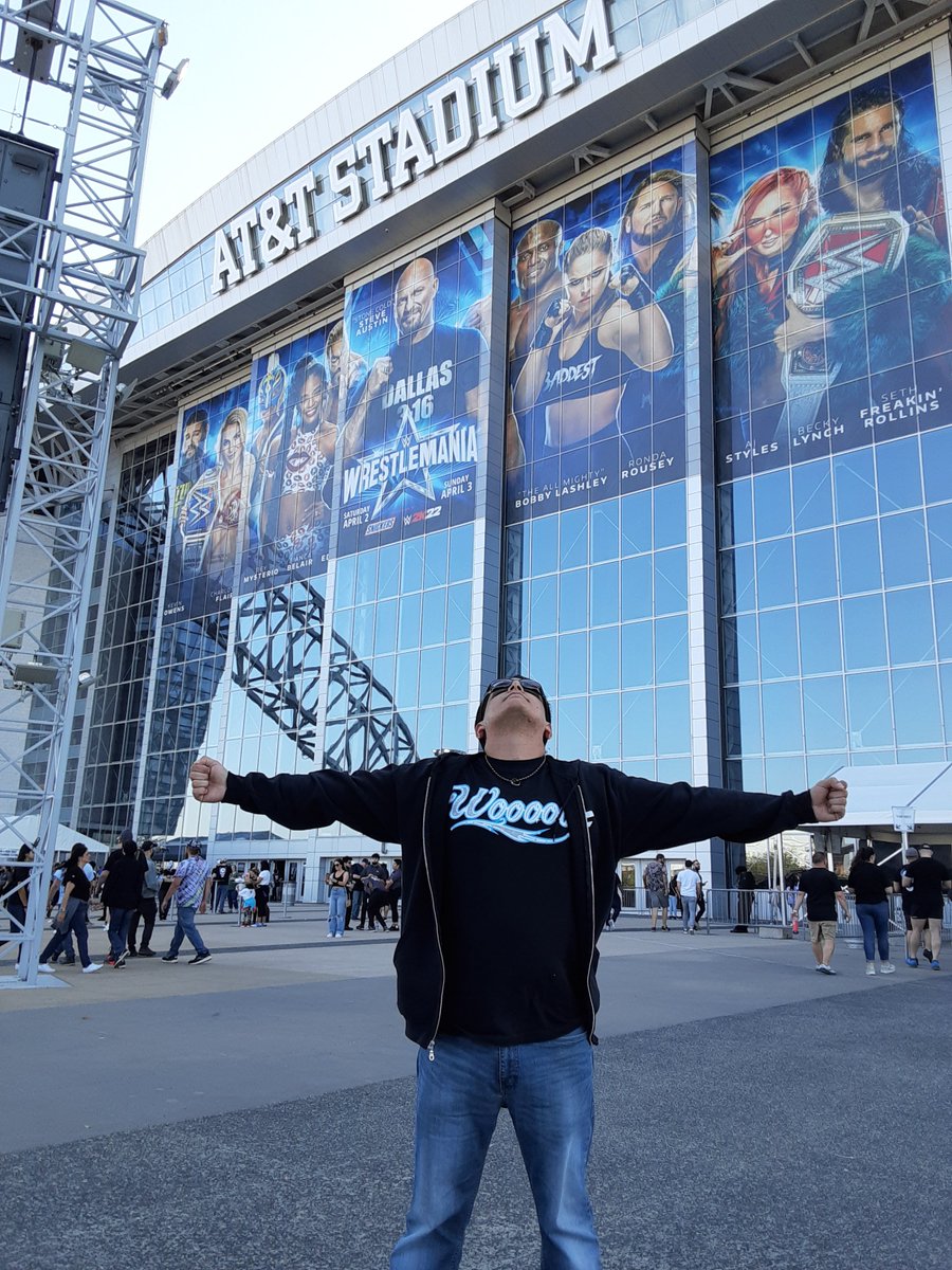 BrandonAzcarate's tweet photo. It happened @WrestleMania https://t.co/uRTuvLPpxi