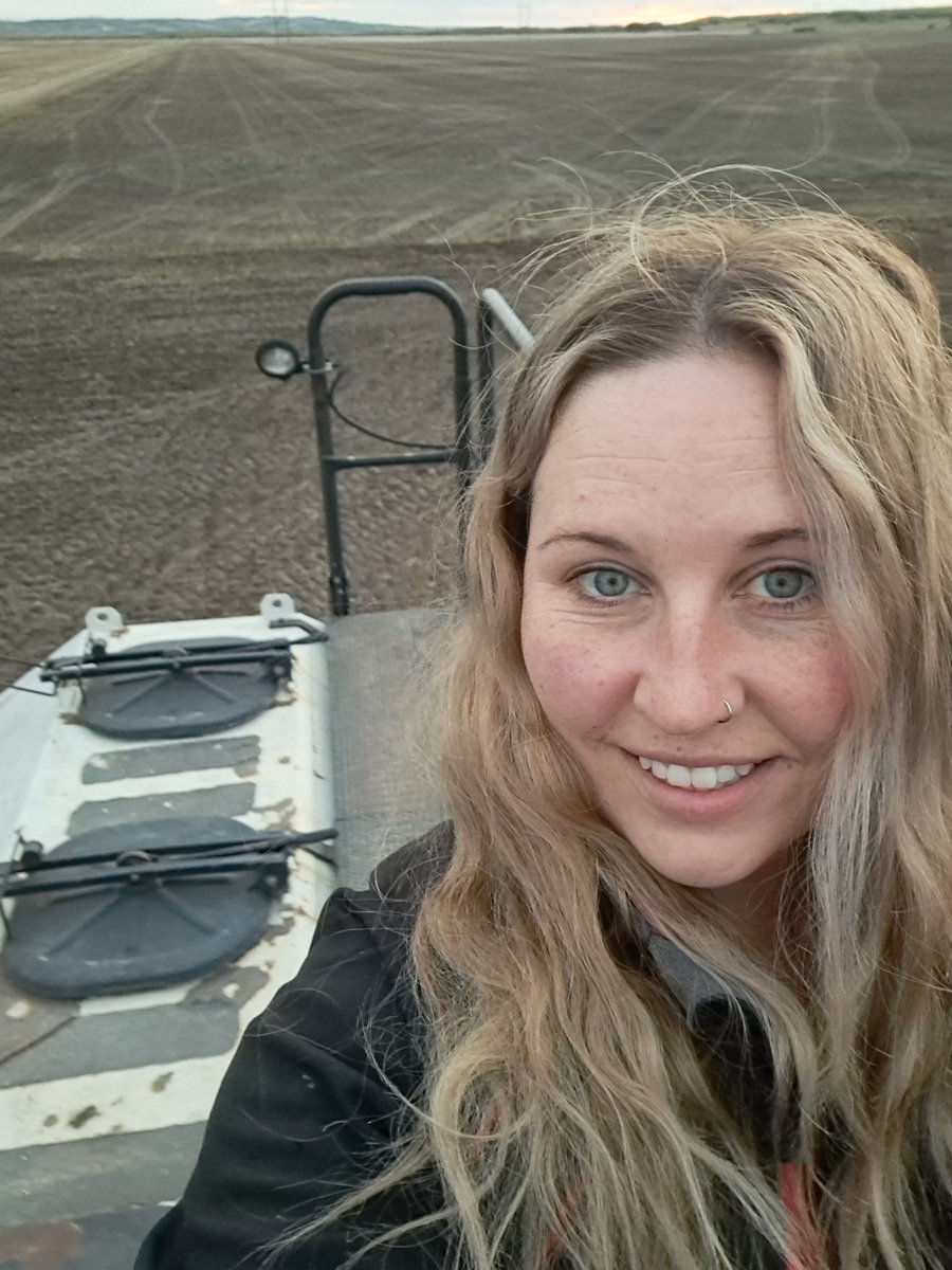 sewebb19's tweet photo. Back at 'er on a Friday night #plant22 https://t.co/3nAsehnGMY