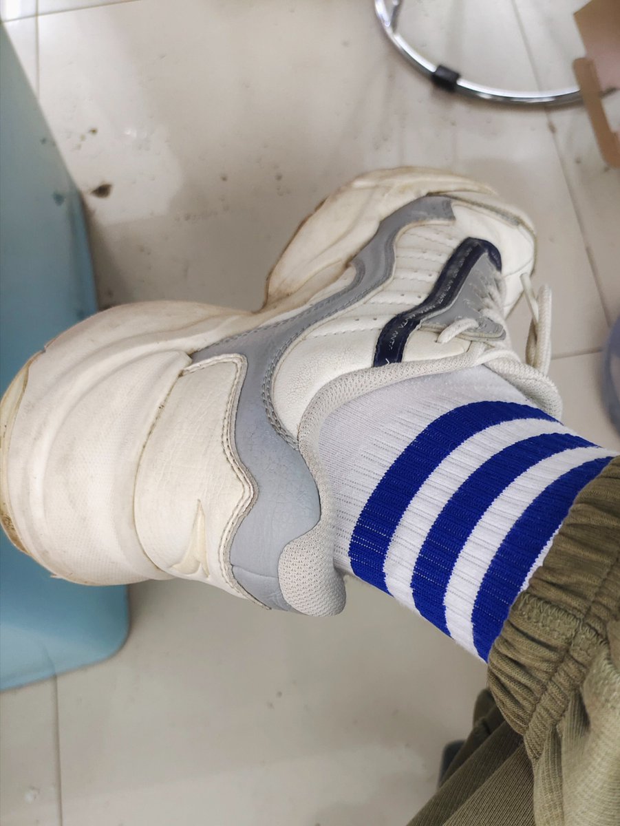 是个猫咪型的主 tweet media