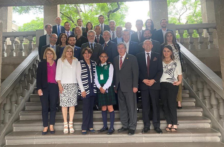 Con presencia de la Sria de Educación y del Subrio de Educación Media Superior, se llevó a cabo la 𝑻𝒐𝒎𝒂 𝒅𝒆 𝑷𝒓𝒐𝒕𝒆𝒔𝒕𝒂 𝒅𝒆𝒍 𝑪𝒐𝒎𝒊𝒕𝒆́ 𝑫𝒊𝒓𝒆𝒄𝒕𝒊𝒗𝒐 𝒅𝒆 𝒍𝒂 𝑬𝒅𝒖𝒄𝒂𝒄𝒊𝒐́𝒏 𝑫𝒖𝒂𝒍 en el tipo Medio Superior en beneficio de nuestra comunidad educativa.