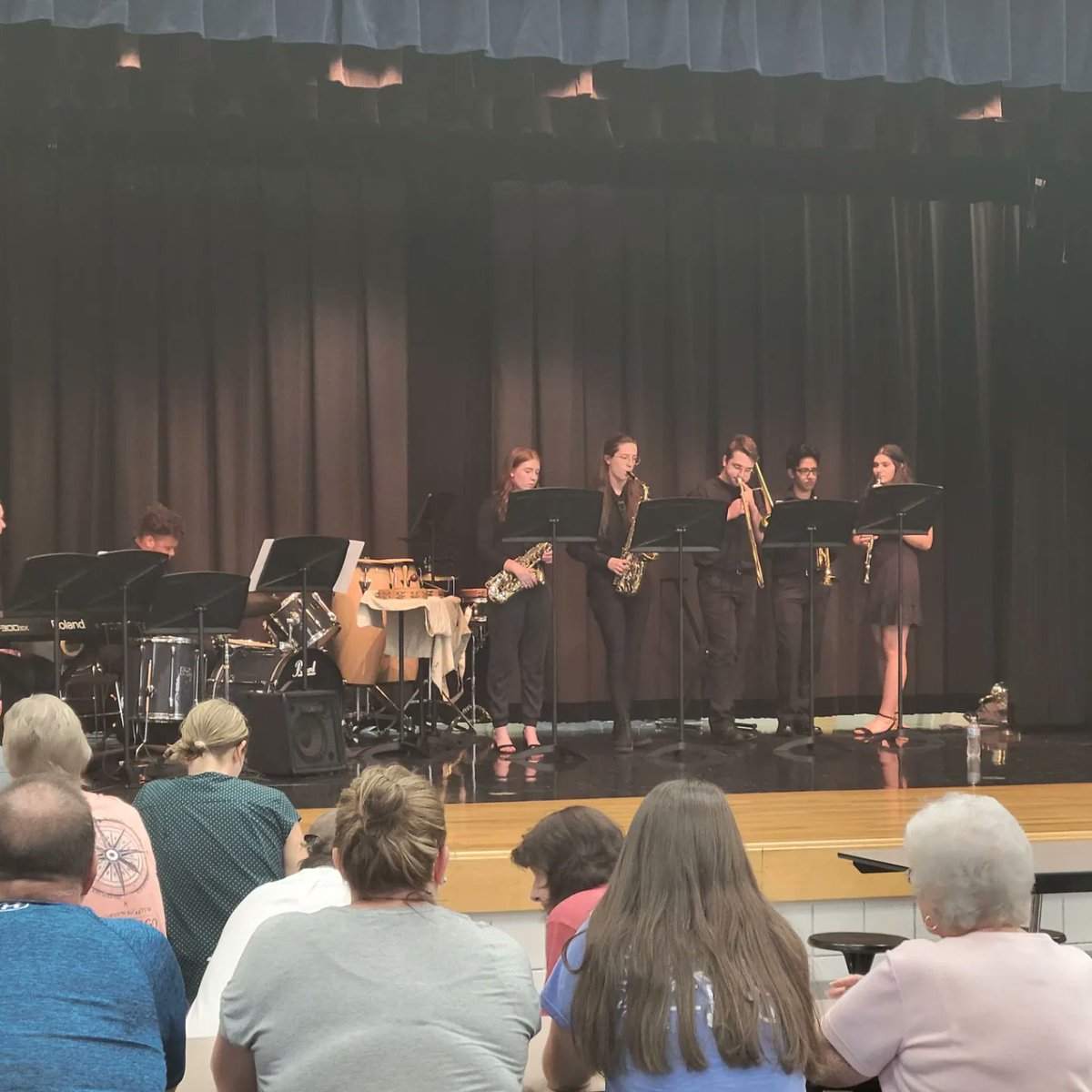 MidviewHSBand tweet media