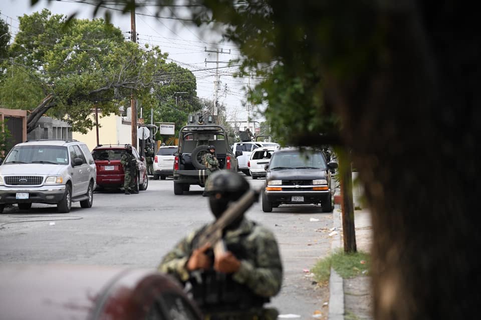 Diariodenarco's tweet photo. Fotos; SEDENA captura a Sicario del cartel del noreste en la Buena Vista de, Nuevo Laredo https://t.co/f8vrwt9txK