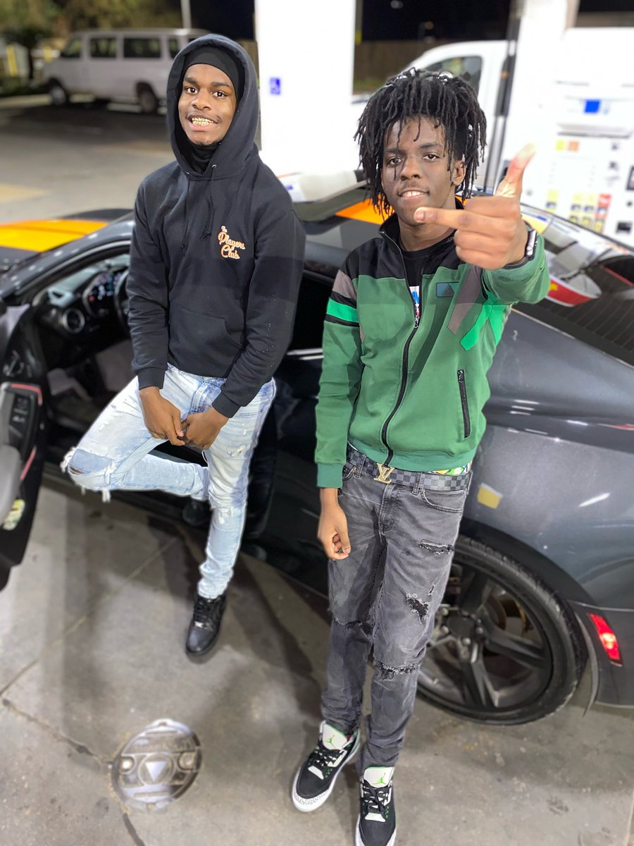 iamkb_318's tweet photo. He a demon he be schemin💕😈Murder in his eyes he done seen it🥷🏾🦅..#4baby🩸 #Day1🖤 https://t.co/KIfc9ldbJn
