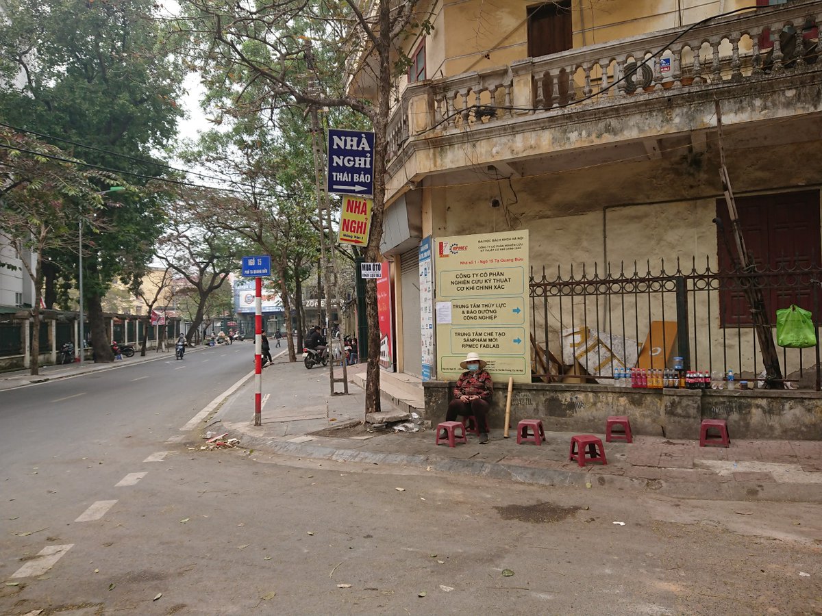 ハノイ 街角風景 毎週 スタッフの持ち回りでお届けする ハノイ 街角風景 今週は ベトナム人スタッフのnguyen 22 05 28