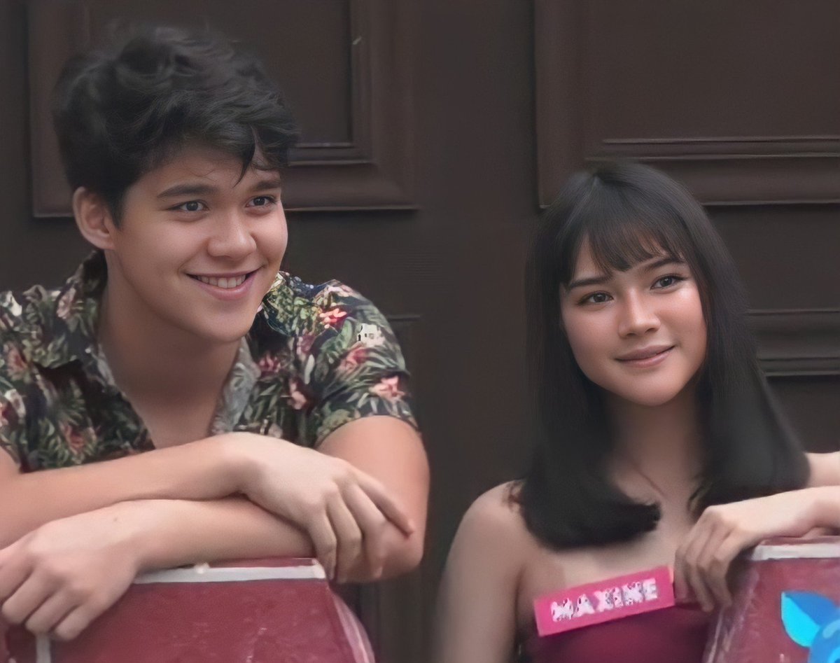 EstraneroAchsa's tweet photo. Makapasok lang si Rob sa Big4 parang panalo narin si Maxine
" Your success is mine , my success is yours " -Maxine
And we all know Maraming matutulungan si Rob sa mapapanalunan nya if ever Kasi Ang pagkakaalam ko ilalaan nya sa charity .Our best boy #pbbRob https://t.co/SLaoadzoQp