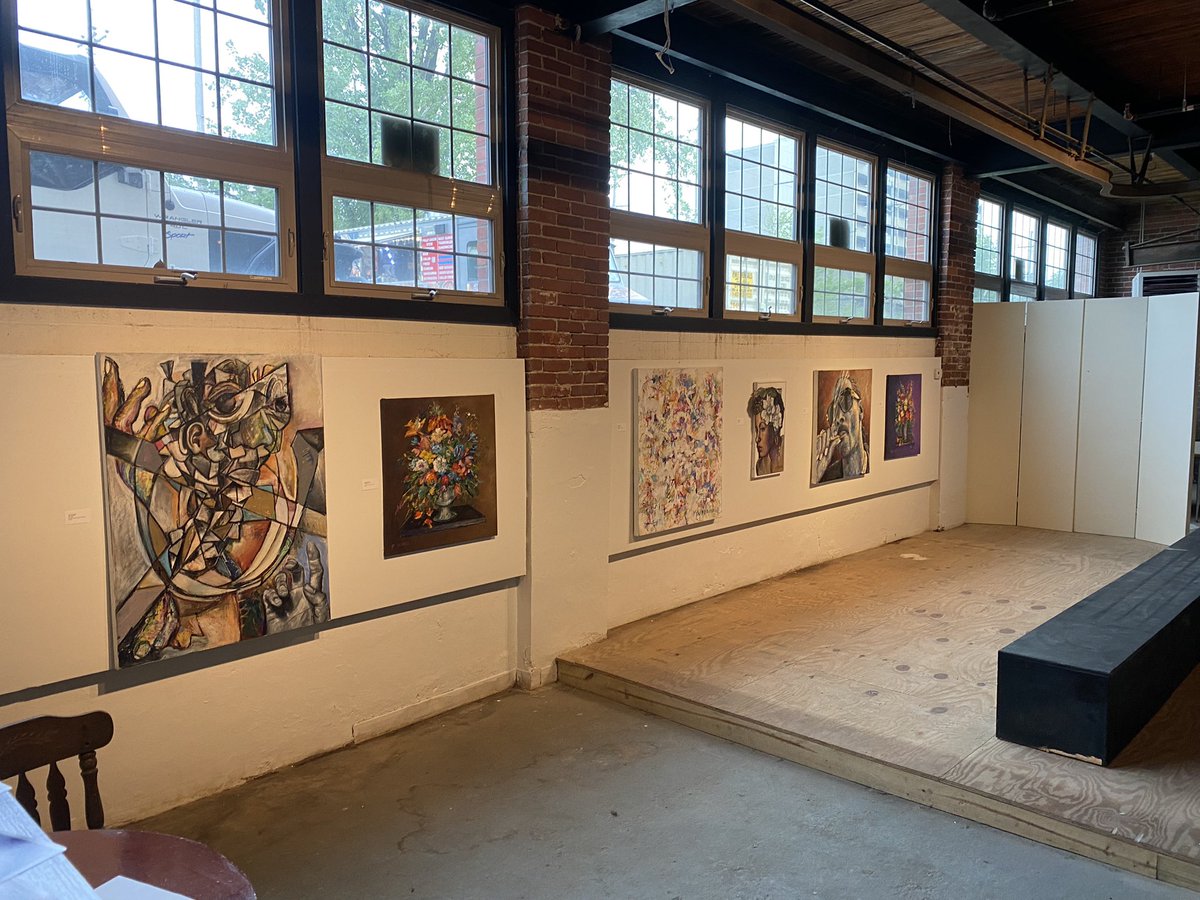 1020_Collective's tweet photo. High times at the collective tonight. hit us up for updates on upcoming events.

more live music, eclectic art, tasty food and dope shit on the way

https://t.co/ycXdPWhulc 

follow us on insta and facebook too https://t.co/mMXpRYEuI5