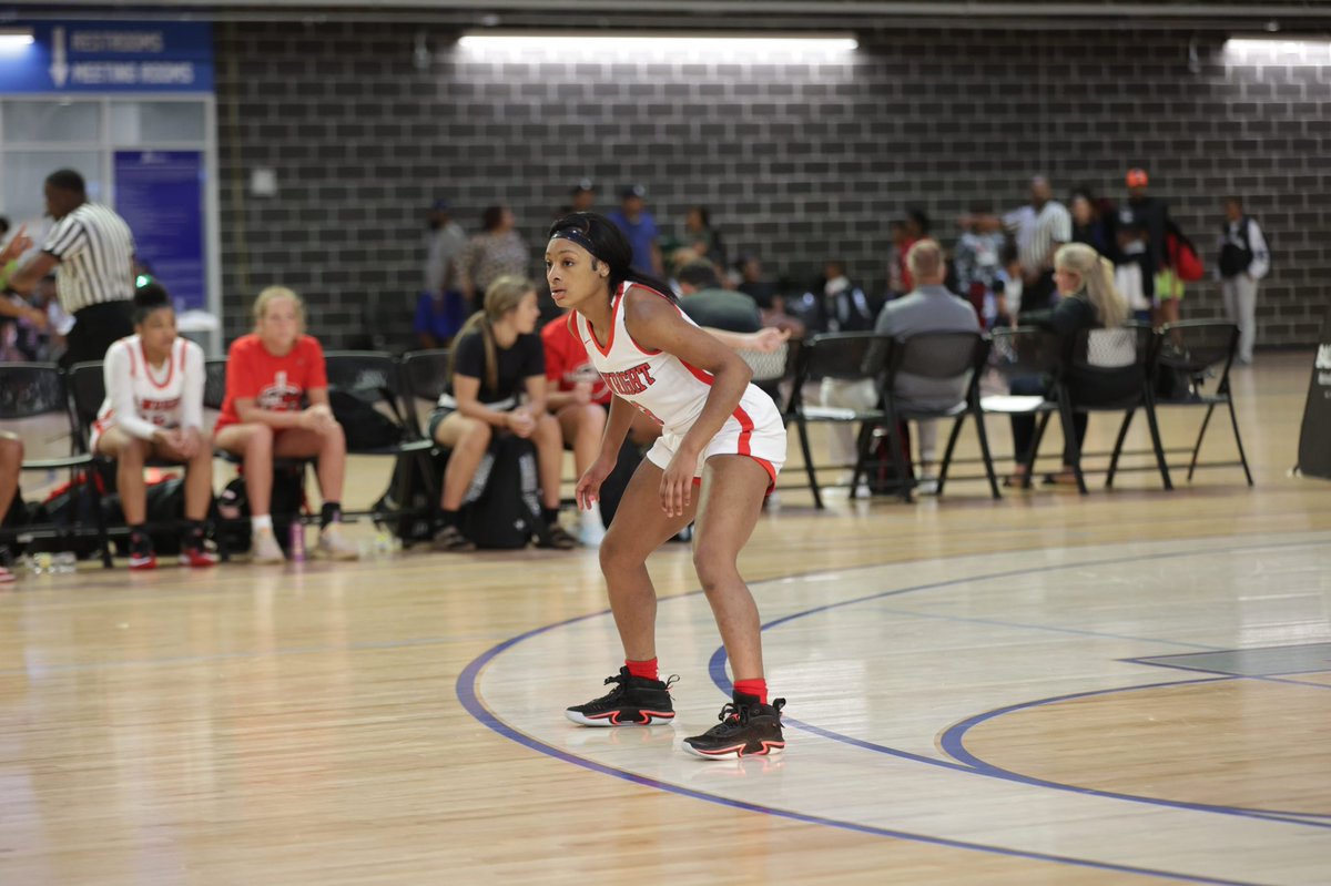 TbWbasketball1's tweet photo. TBW💯 https://t.co/w7fx0xAO6a