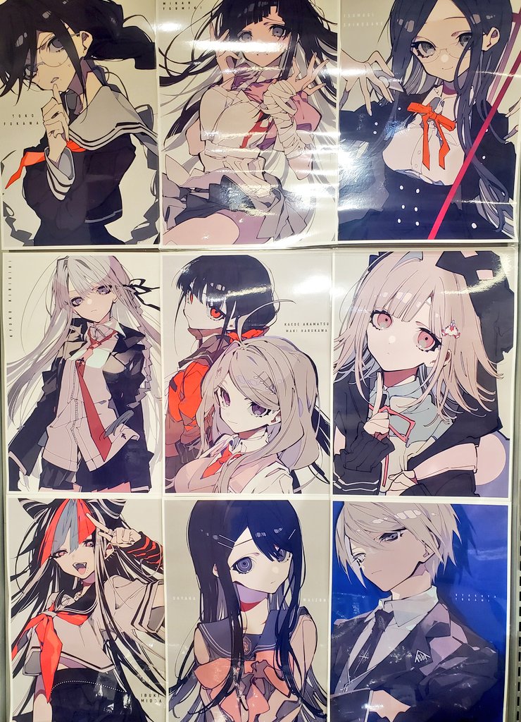 kmedouma's tweet photo. 幸せ空間だった🥲欲しかったポスカとステッカーは無くなってたのでクロッキー帳だけゲット https://t.co/YQxAQ5vEpl