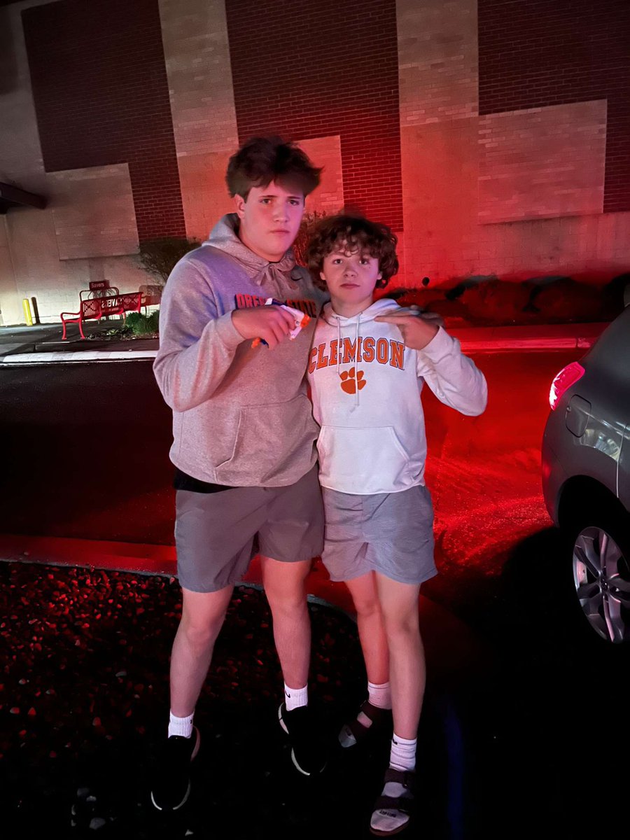 BDS to the next round. Keaton caught Matthew lacking,<a href="/WoodburyNerf/">Woodbury Nerf</a>